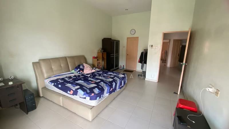 2-storey Terraced House for Sale in Ipoh (Perak) - Loga Raju - Bedroom - PropertyGuru.com.my