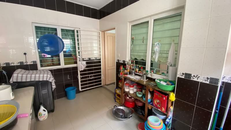 2-storey Terraced House for Sale in Ipoh (Perak) - Loga Raju - Kitchen - PropertyGuru.com.my