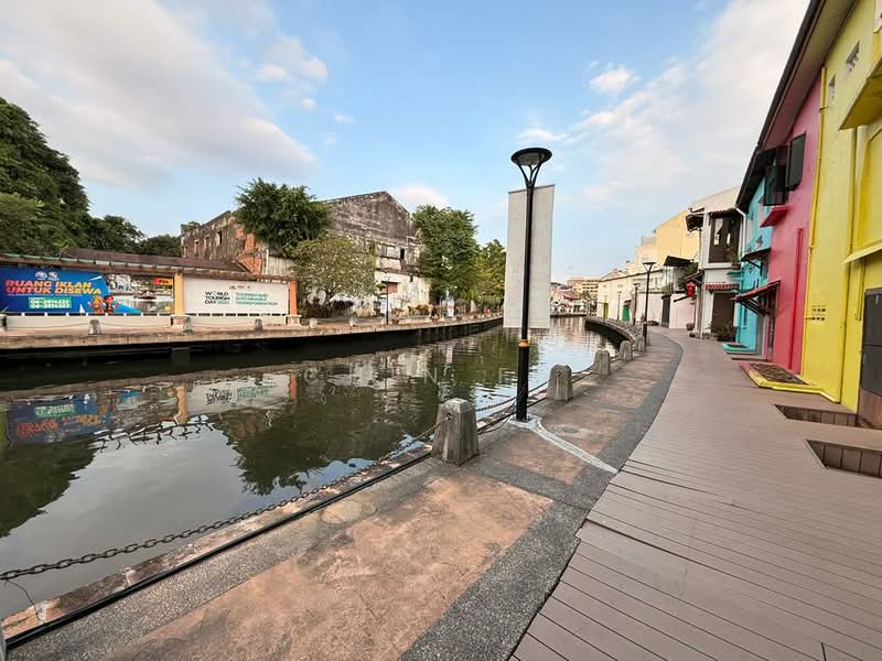 Shop for Rent in Kampung Pantai (Melaka City) - CHIN FN - Exterior - PropertyGuru.com.my