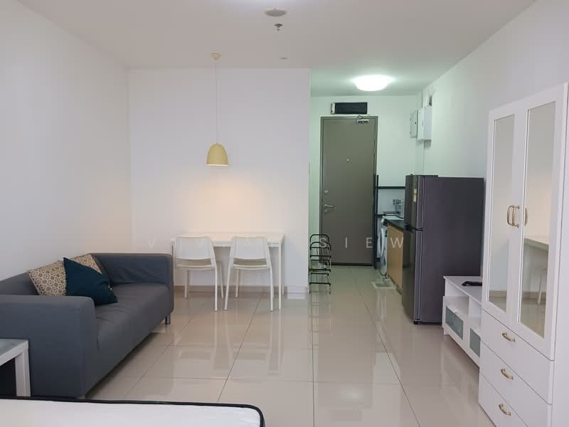Service Residence for Rent at Pinnacle Petaling Jaya - Vivian Siew - Living Room - PropertyGuru.com.my