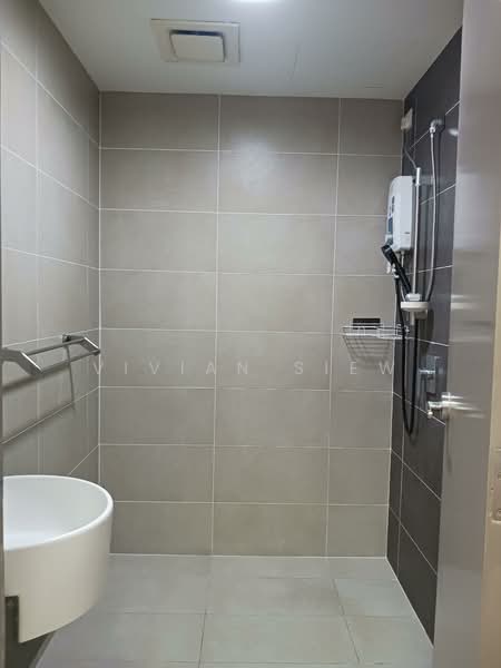 Service Residence for Rent at Pinnacle Petaling Jaya - Vivian Siew - Bathroom - PropertyGuru.com.my