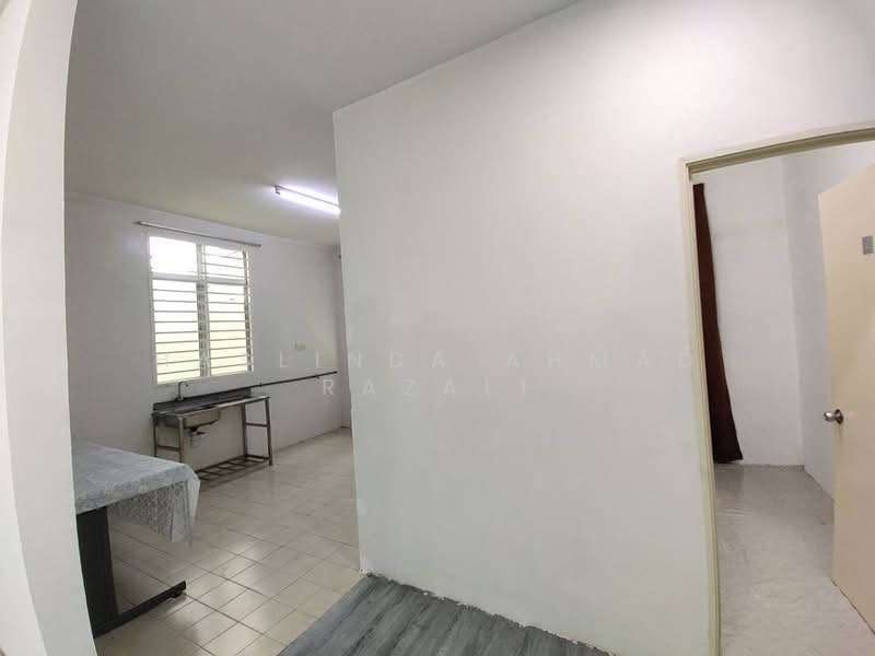 Bungalow for Rent in Mantin (Negeri Sembilan) - Haslinda Ahmad Razali - Kitchen - PropertyGuru.com.my