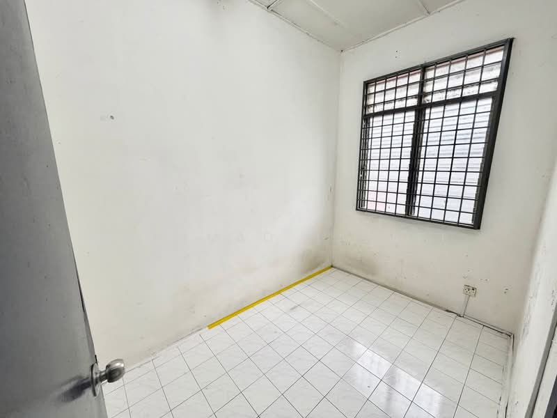 2-storey Terraced House for Sale in Port Klang (Pelabuhan Klang) (Selangor) - Mohamad Hanafi - PropertyGuru.com.my