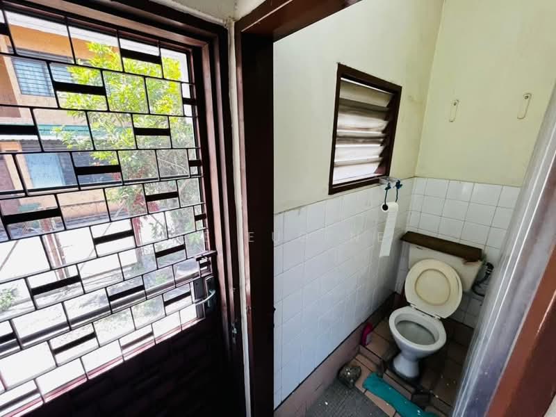 2-storey Terraced House for Sale in Taman Ipoh Grove (Ipoh) - Lee Eugene - PropertyGuru.com.my