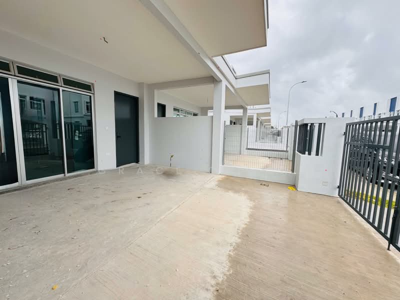 For Sale - BANDAR DATO ONN , PERJIRANAN 8 (ARECA 1 & CANNA 1) FASA 2