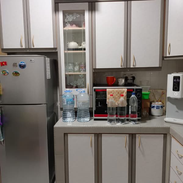 Apartment for Sale at Cheras Perdana Apartment Block D, E - Kim Lee - Kitchen - PropertyGuru.com.my