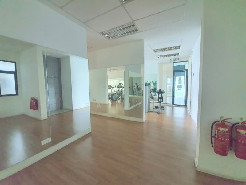 Condominium for Sale at LaCosta @ Sunway South Quay - Ray Lee - Gym - PropertyGuru.com.my