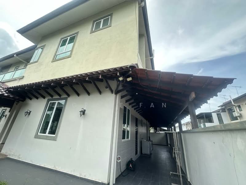 Bungalow for Sale in Taman Kluang Indah (Kluang) - Grace Fan - Exterior - PropertyGuru.com.my