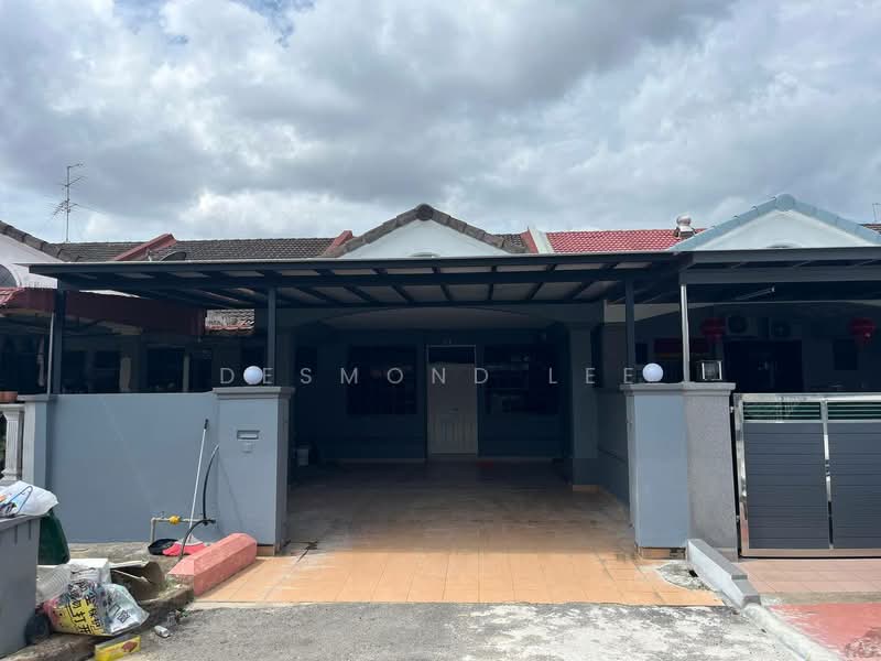 1.5-storey Terraced House for Sale in Taman Perling (Perling) - Desmond Lee - Exterior - PropertyGuru.com.my