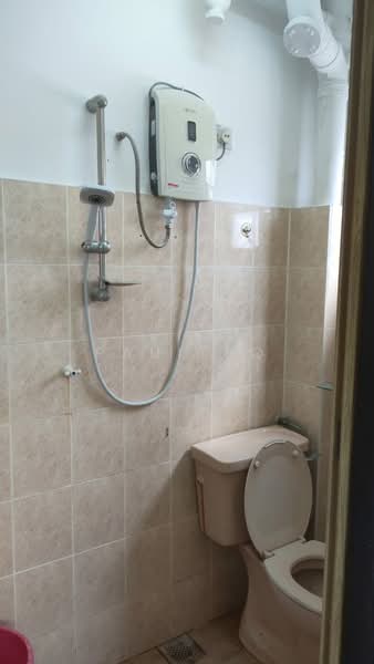 Apartment for Sale at Pandan Lake View - Paul Po - Bathroom - PropertyGuru.com.my