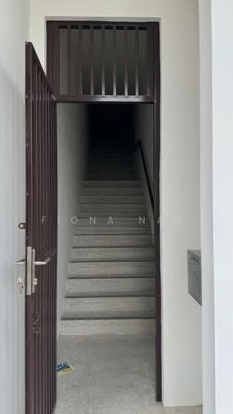 Shop / Office for Rent in Pasir Gudang (Johor) - Fiona Nam - Entrance - PropertyGuru.com.my