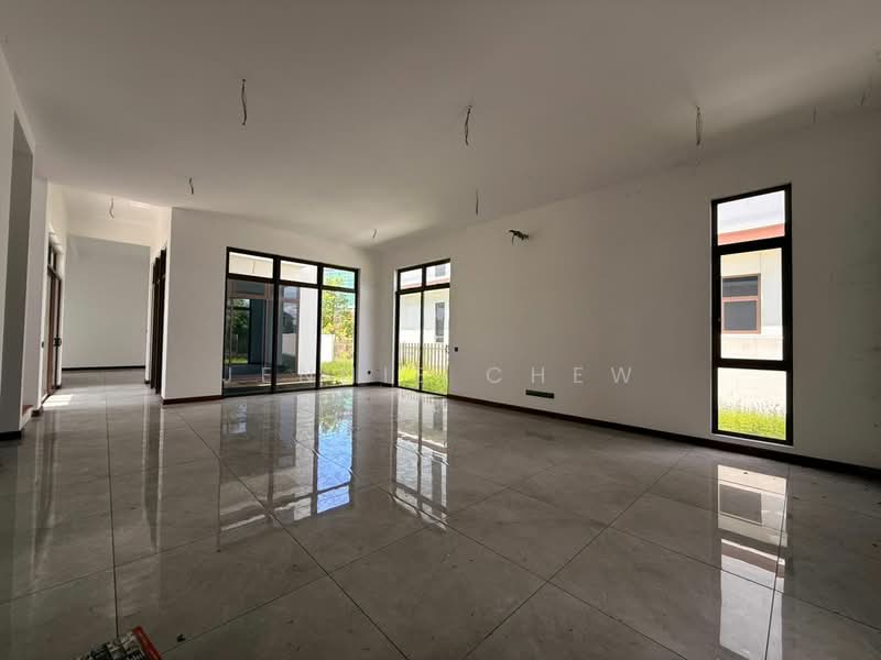 Bungalow for Sale in Setia Alam (Selangor) - Jennie Chew - Living Room - PropertyGuru.com.my