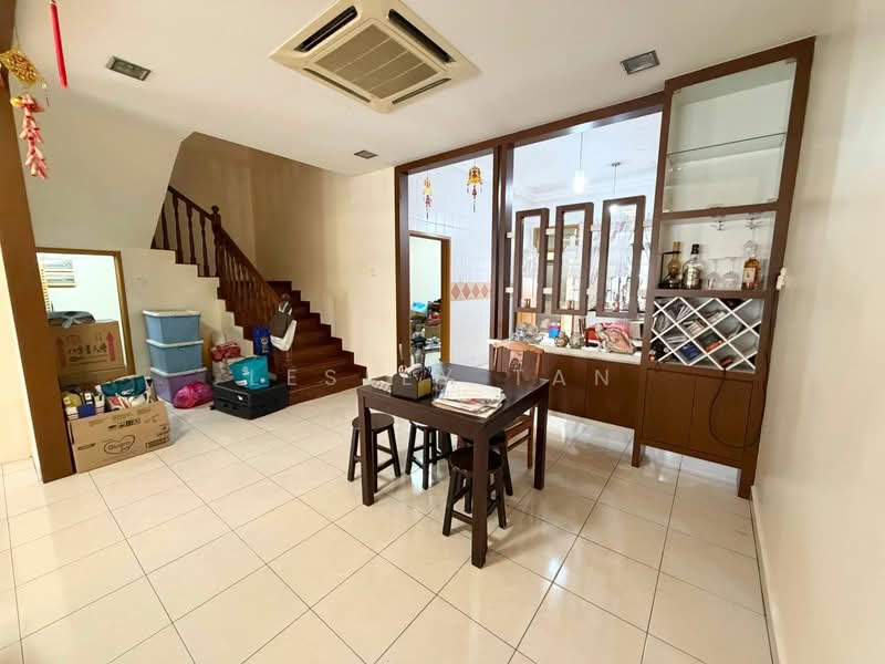 Taman Perling untuk Untuk Dijual - RM 800,000, Feb 2026 - Dining Room - PropertyGuru.com.my