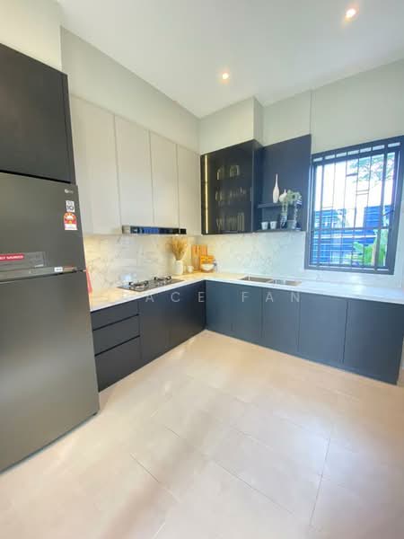 Cluster House for Sale in Kluang (Johor) - Grace Fan - Kitchen - PropertyGuru.com.my