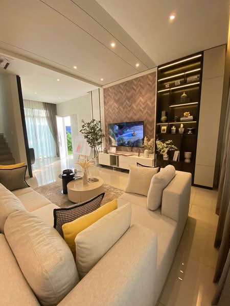 Cluster House for Sale in Kluang (Johor) - Grace Fan - Living Room - PropertyGuru.com.my
