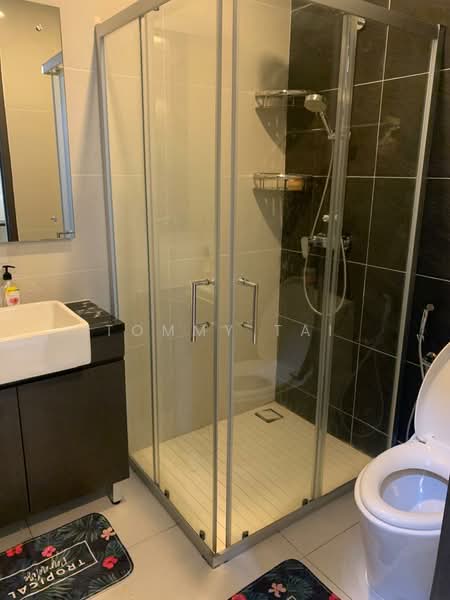 Amberside @ Country Garden Danga Bay untuk Untuk Disewa - RM 2,500 /bulan, Mac 2026 - Bathroom - PropertyGuru.com.my