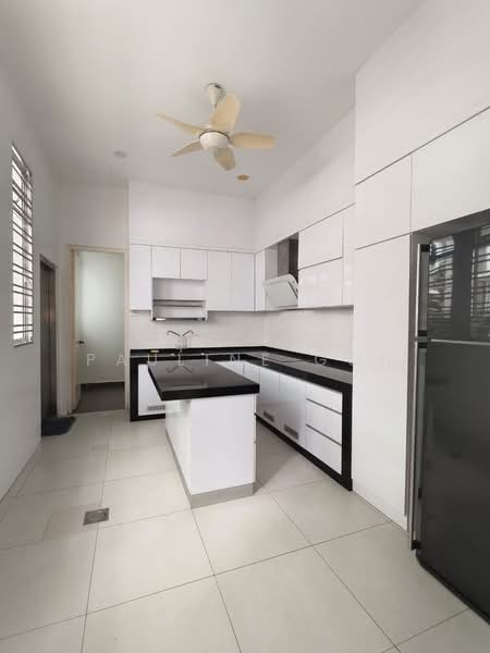 Desa Tebrau Desa Tebrau Desas Tebraus untuk Untuk Dijual - RM 4,880,000, Mac 2026 - Kitchen - PropertyGuru.com.my
