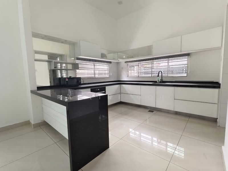 Desa Tebrau Desa Tebrau Desas Tebraus untuk Untuk Dijual - RM 4,880,000, Mac 2026 - Kitchen - PropertyGuru.com.my