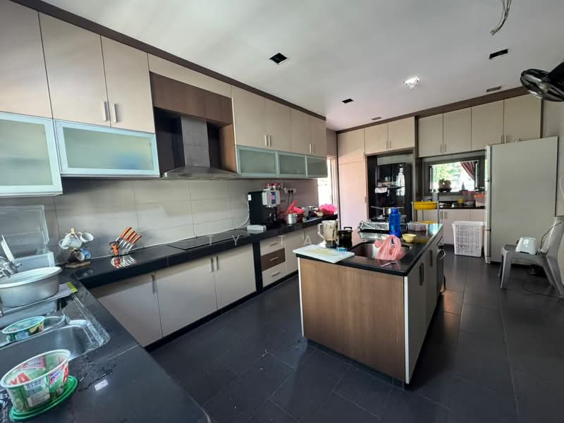 2.5-storey Terraced House for Sale in Taman Sutera Utama (Skudai) - Ty Tan - Kitchen - PropertyGuru.com.my