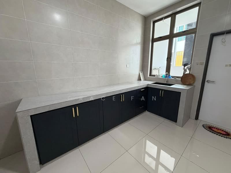 2-storey Terraced House for Rent in Taman Tasik Indah (Kluang) - Grace Fan - Kitchen - PropertyGuru.com.my