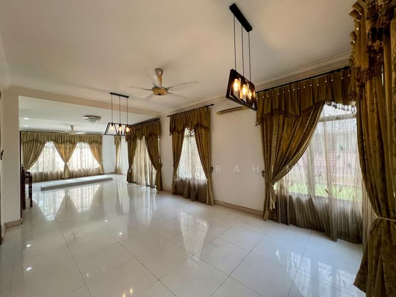 Semi-Detached House for Rent in Seksyen 9 (Bangi) - Hawa Ibrahim - Living Room - PropertyGuru.com.my