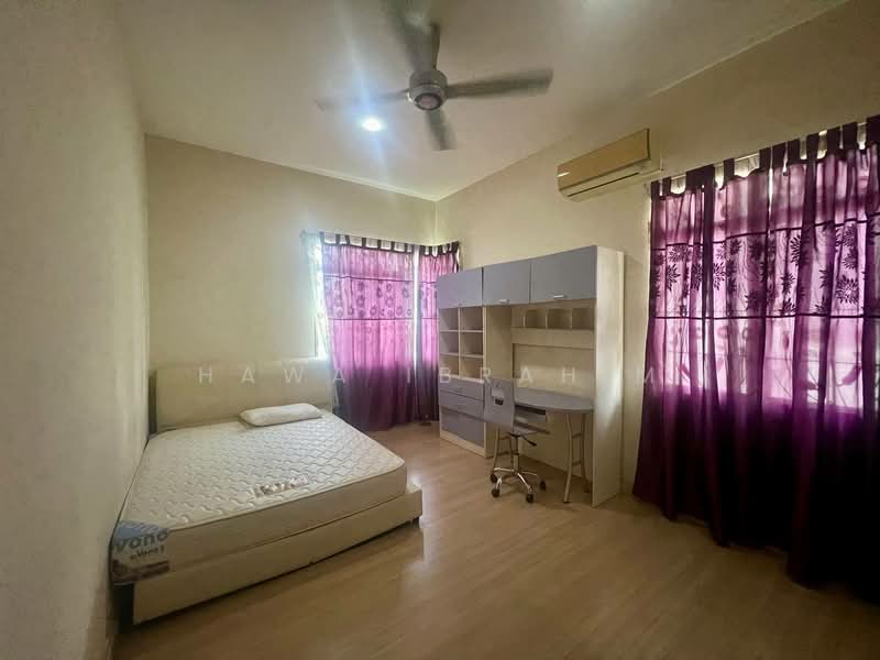 Semi-Detached House for Rent in Seksyen 9 (Bangi) - Hawa Ibrahim - Bedroom - PropertyGuru.com.my