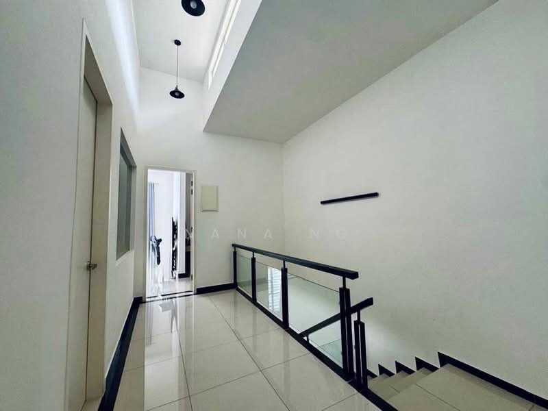 Cluster House for Sale in Setia Tropika (Johor Bahru) - Nana Ng - Corridor - PropertyGuru.com.my