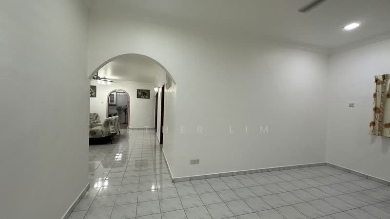 Desa Lawan Kuda untuk Untuk Dijual - RM 450,000, Mac 2026 - Living Room - PropertyGuru.com.my