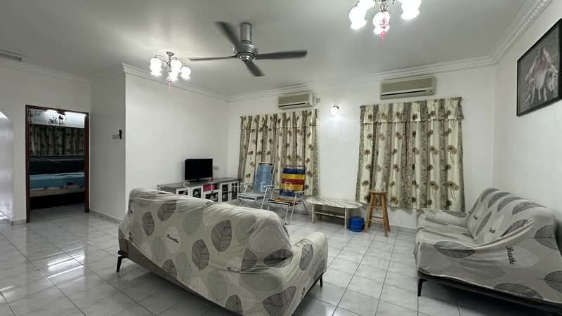 Desa Lawan Kuda untuk Untuk Dijual - RM 450,000, Mac 2026 - Living Room - PropertyGuru.com.my