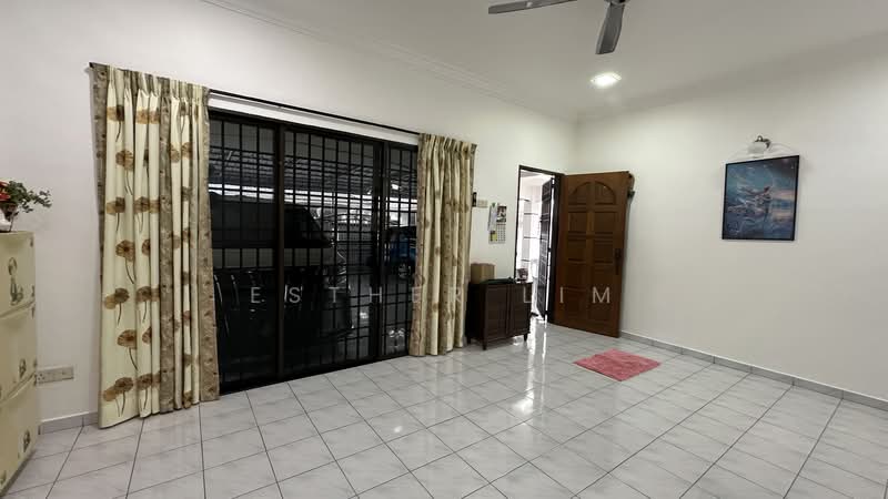 Desa Lawan Kuda untuk Untuk Dijual - RM 450,000, Mac 2026 - Living Room - PropertyGuru.com.my