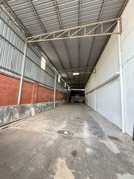 Factory for Rent in Ulu Tiram (Johor) - Kang Wen Xiang - Exterior - PropertyGuru.com.my