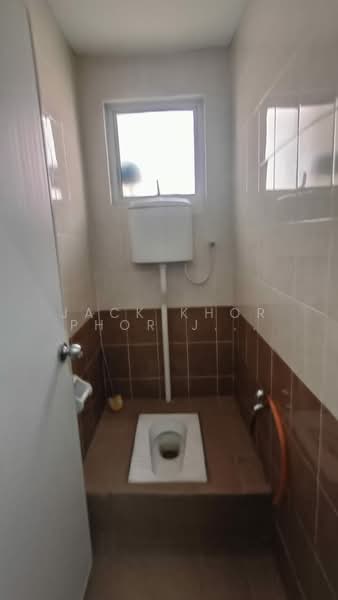 Seria 88 untuk Untuk Disewa - RM 1,000 /bulan, Mac 2026 - Bathroom - PropertyGuru.com.my