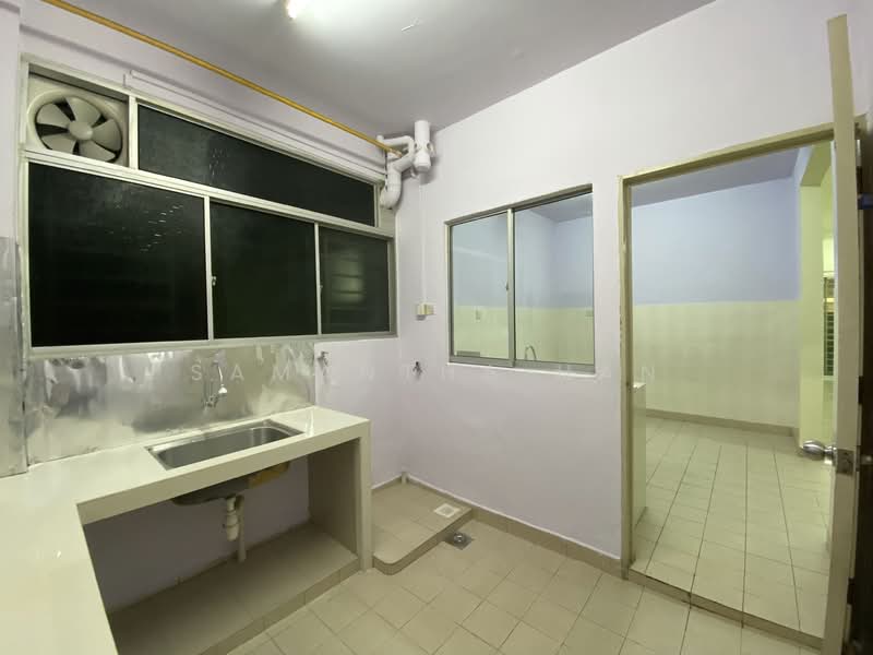 Condominium for Rent at Kinrara Mas - Samantha Han - Kitchen - PropertyGuru.com.my