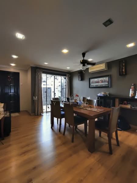 Usj 16 untuk Untuk Dijual - RM 1,050,000, Mac 2026 - Dining Room - PropertyGuru.com.my