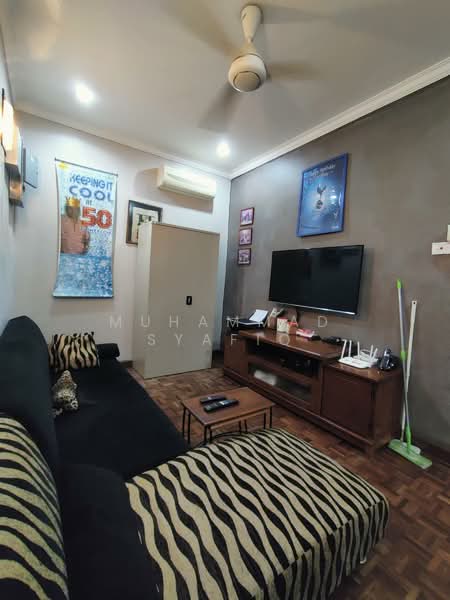 Usj 16 untuk Untuk Dijual - RM 1,050,000, Mac 2026 - Living Room - PropertyGuru.com.my