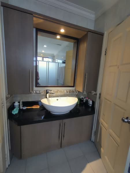 Usj 16 untuk Untuk Dijual - RM 1,050,000, Mac 2026 - Bathroom - PropertyGuru.com.my