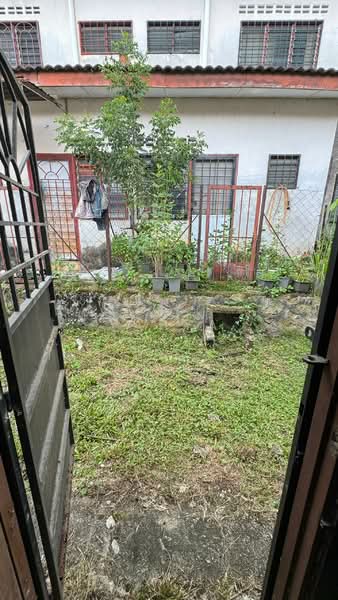 1-storey Terraced House for Sale in Bandar Rinching Seksyen 4 (Semenyih) - Zack Yahya - Exterior - PropertyGuru.com.my