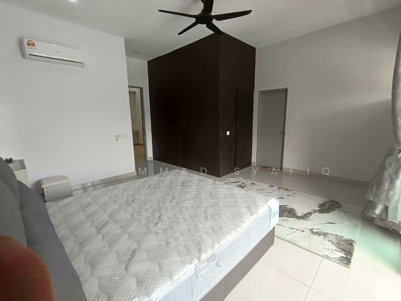 2-storey Terraced House for Sale in Kota Kemuning (Shah Alam) - Muhammad Syafiq - Bedroom - PropertyGuru.com.my