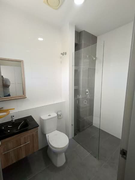 2-storey Terraced House for Sale in Kota Kemuning (Shah Alam) - Muhammad Syafiq - Bathroom - PropertyGuru.com.my