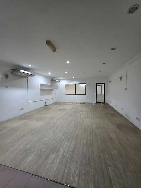 Shop / Office for Rent in Gelugor (Penang) - Desmond Low - PropertyGuru.com.my
