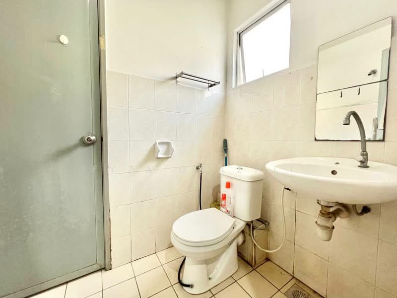 Batu Caves untuk Untuk Dijual - RM 810,000, Mac 2026 - Bathroom - PropertyGuru.com.my