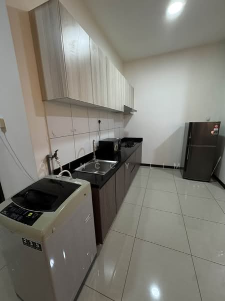 Service Residence for Rent at Molek Regency - Quinccy Lim - Kitchen - PropertyGuru.com.my