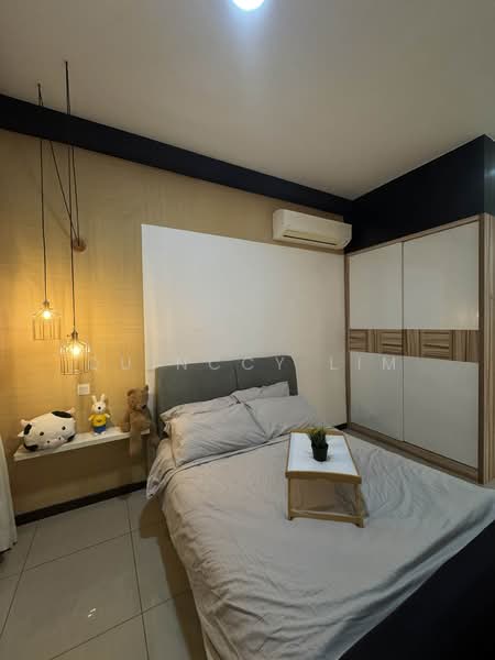 Service Residence for Rent at Molek Regency - Quinccy Lim - Bedroom - PropertyGuru.com.my