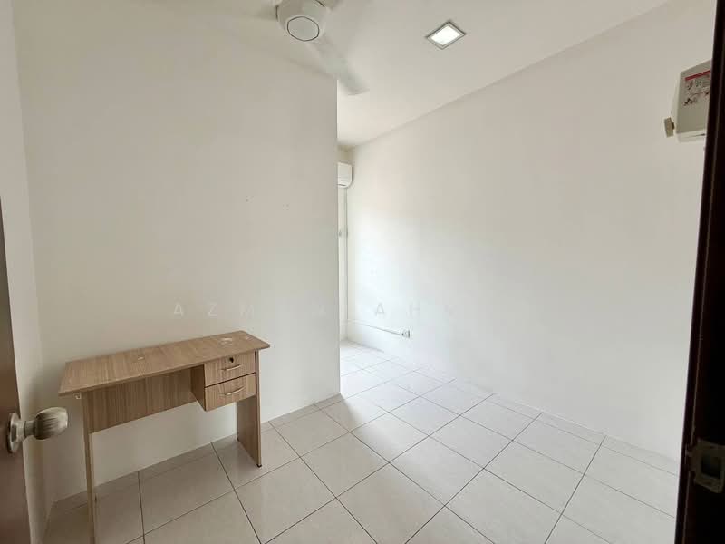 2-storey Terraced House for Sale in Taman Desiran Bayu (Puchong) - Azman Ahmad - Interior - PropertyGuru.com.my