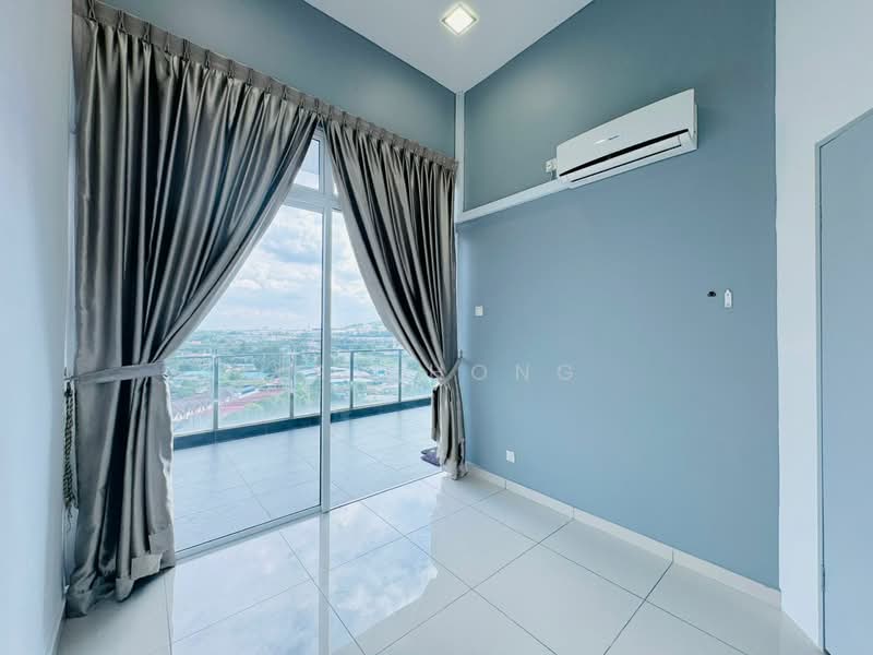 Service Residence for Sale at THE SENAI GARDEN (PANGSAPURI IMPIAN SENAI) - YS Chong - Balcony - PropertyGuru.com.my