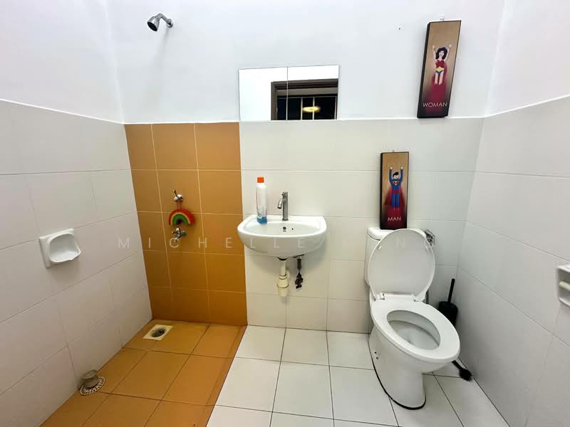 Caryota Square @ Setia Tropika untuk Untuk Disewa - RM 3,000 /bulan, Mac 2026 - Bathroom - PropertyGuru.com.my