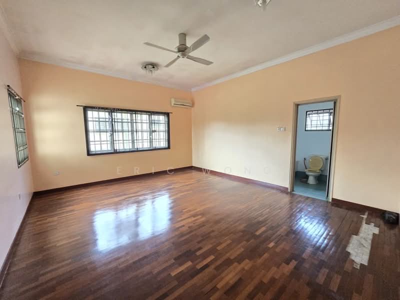 Bungalow for Sale in Kulai (Johor) - Eric Wong - Living Room - PropertyGuru.com.my