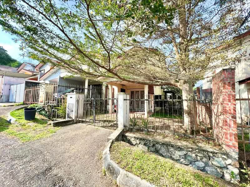 2-storey Terraced House for Sale in Taman Bukit Permata (Selayang) - Zarema Kulbuzheva - Exterior - PropertyGuru.com.my