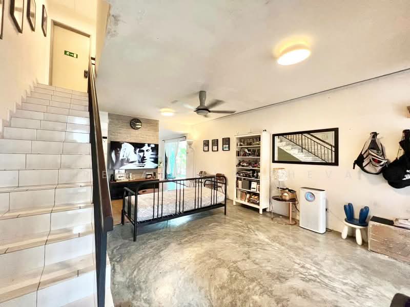 2-storey Terraced House for Sale in Taman Bukit Permata (Selayang) - Zarema Kulbuzheva - Living Room - PropertyGuru.com.my