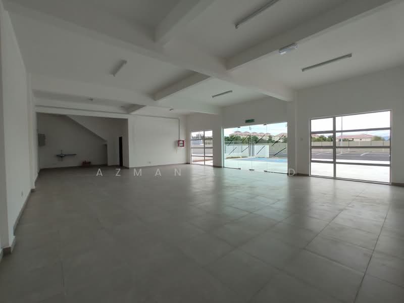 Factory for Rent in Bandar Baru Nilai (Nilai) - Azman Ahmad - Entrance - PropertyGuru.com.my